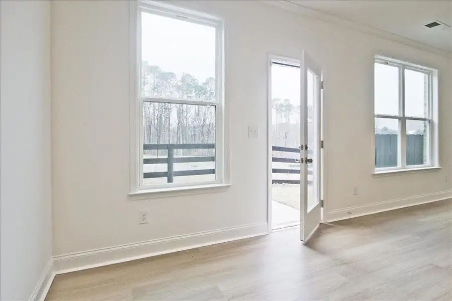 Spacious, unfurnished interior of a new home in Porter Reserve, Decatur (Image 9).