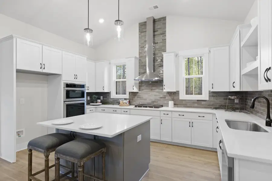 Representative furnished interior of a home built from the Madison by Hunter Quinn Homes in Anderson County Homes, Anderson (Image 5).