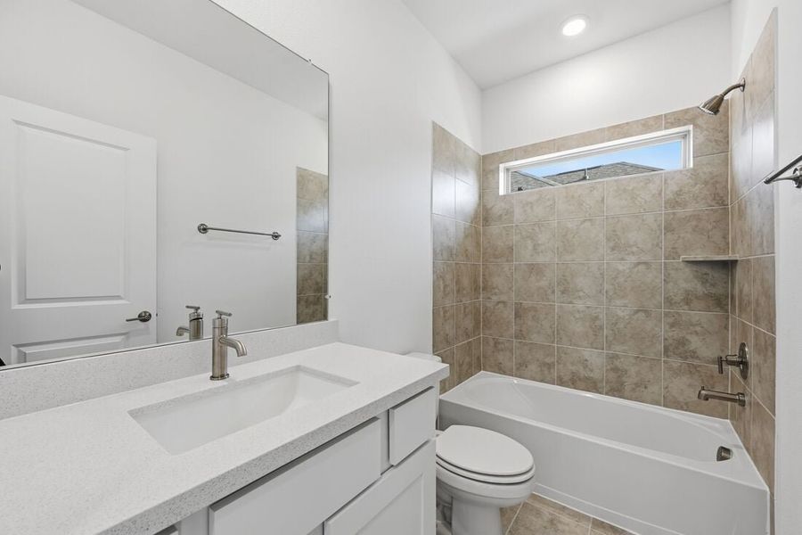 Representative furnished interior of a home built from the Rhone by Taylor Morrison in South Oak 50s, Oak Point (Image 7).