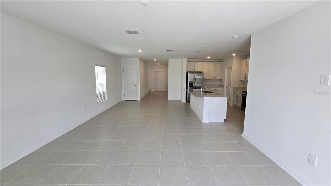 Spacious, unfurnished interior of a new home in Westview, Kissimmee (Image 12). Spacious, unfurnished interior of a new home in Westview, Kissimmee (Image 12).