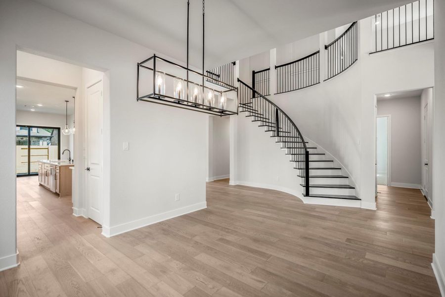 Spacious, unfurnished interior of a new home in Artavia 70′ Lots, Conroe (Image 28).