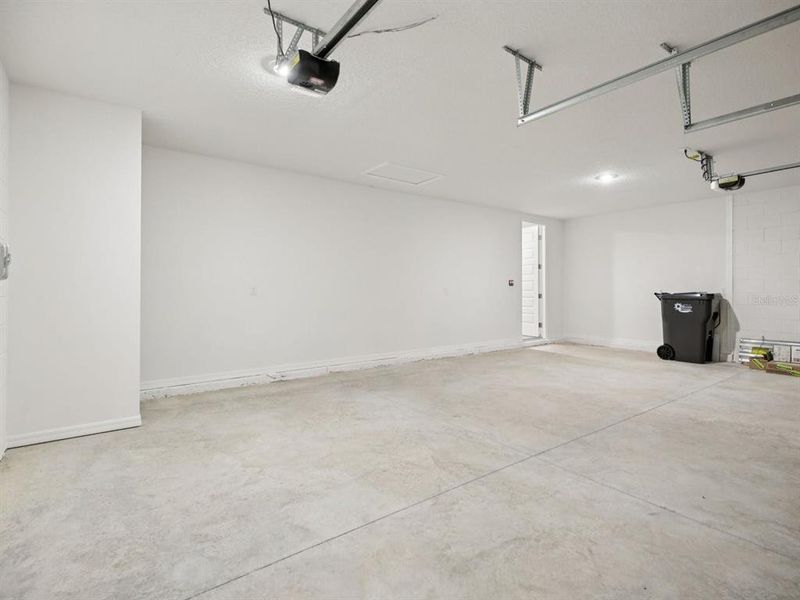 Spacious, unfurnished interior of a new home in Salt Meadows - Signature Series, Parrish (Image 34). Spacious, unfurnished interior of a new home in Salt Meadows - Signature Series, Parrish (Image 34).