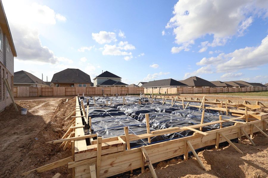 Two story home with 3 beds, 3 baths, and 2 car garage