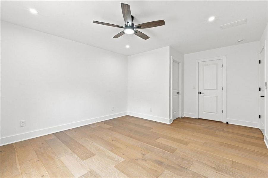 Spacious, unfurnished interior of a new home in , Sugar Hill (Image 40).