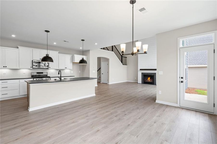 Furnished interior view inside a new home in Twin Lakes, Hoschton (Image 5).