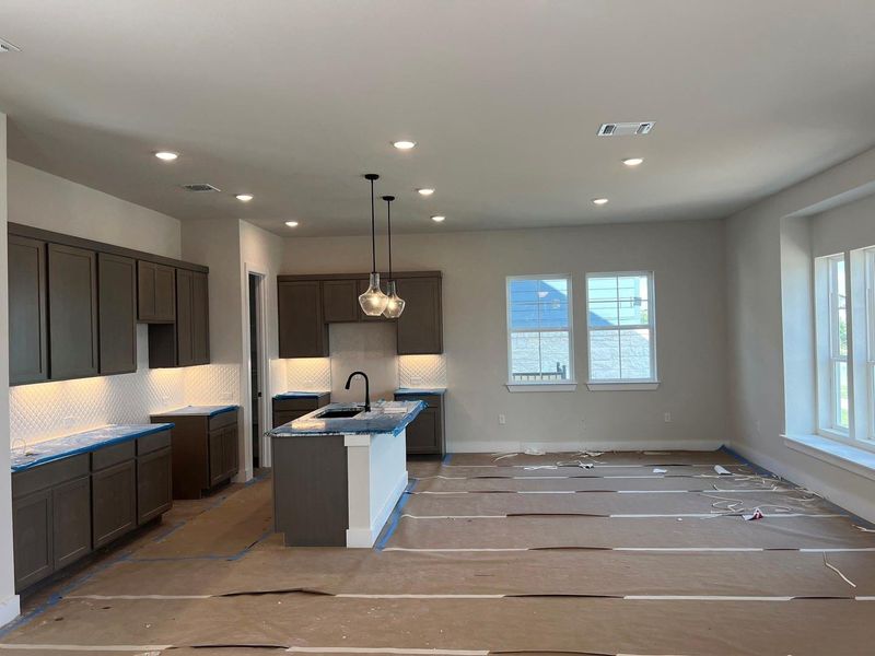 Image 39 of a home in Easton Park.