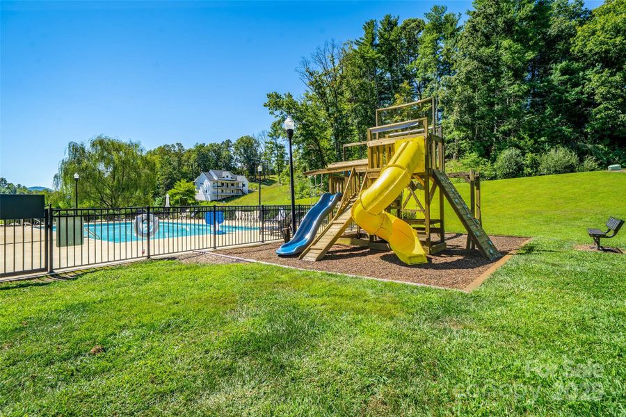 Image 17 of a home in .