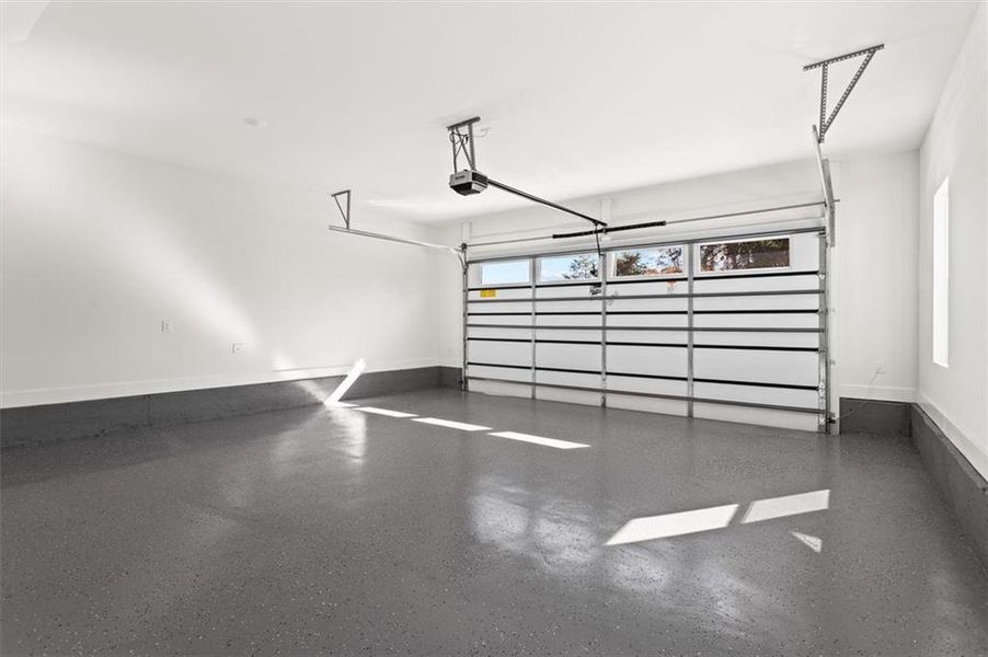 Spacious, unfurnished interior of a new home in , Gainesville (Image 65).