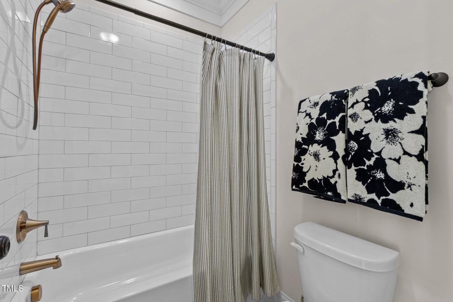 52-web-or-mls-2N6A5087