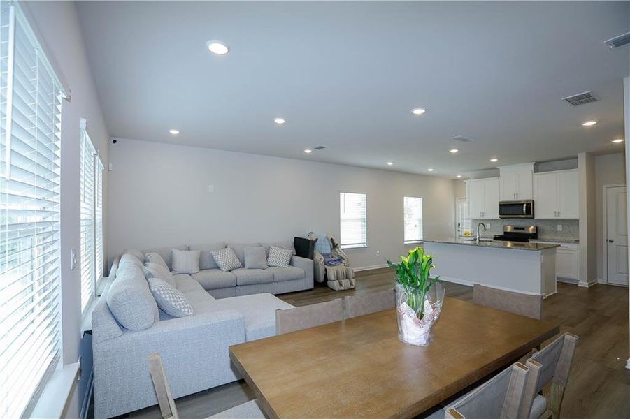 Furnished interior view inside a new home in , Lawrenceville (Image 15).