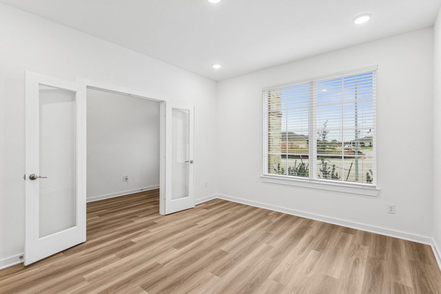 Spacious, unfurnished interior of a new home in Miller's Pond, Rosenberg (Image 11). Spacious, unfurnished interior of a new home in Miller's Pond, Rosenberg (Image 11).