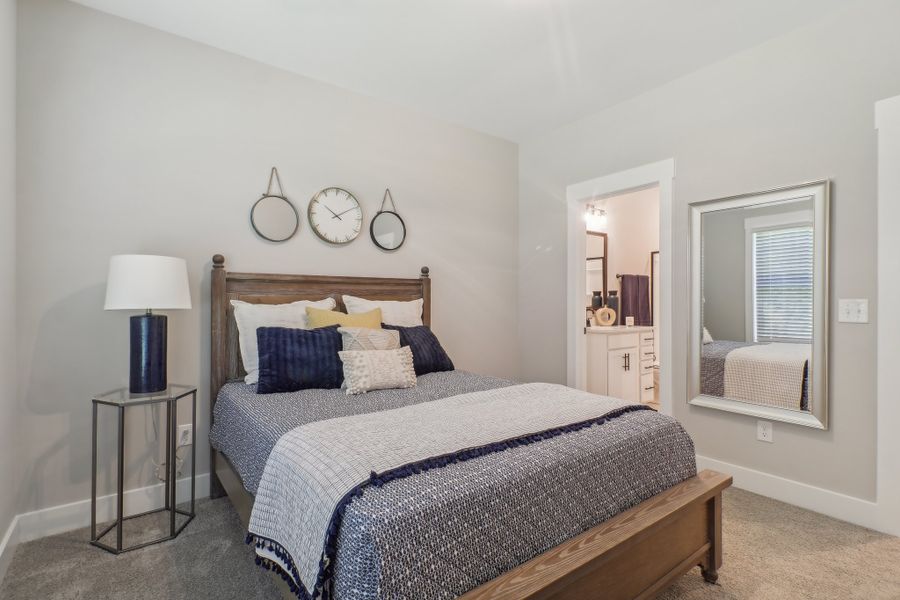 Representative furnished interior of a home built from the Madeline II by Great Southern Homes in The Cove, Sumter (Image 29).