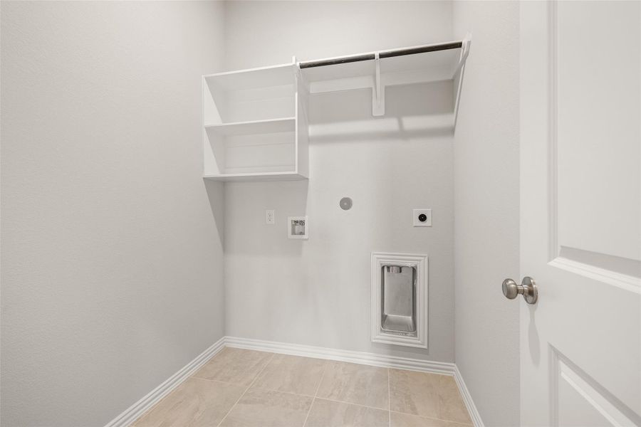 Spacious, unfurnished interior of a new home in River Ranch, Dayton (Image 30).