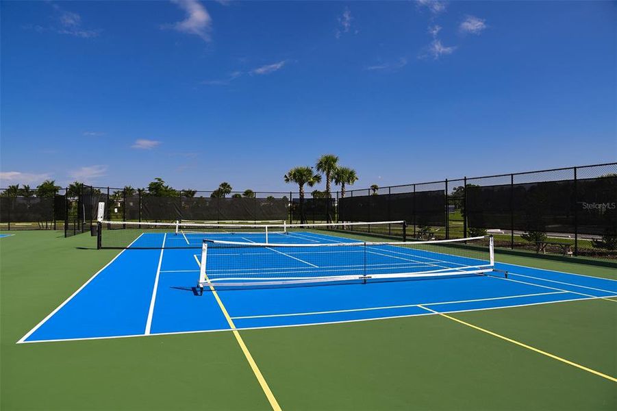 Community amenities in Skye Ranch Community Group Page, Sarasota (Image 32).