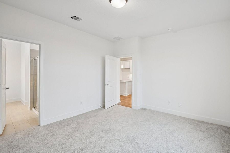 21522 Berry Crest Primary Bed + Bath 21522 Berry Crest Primary Bed + Bath