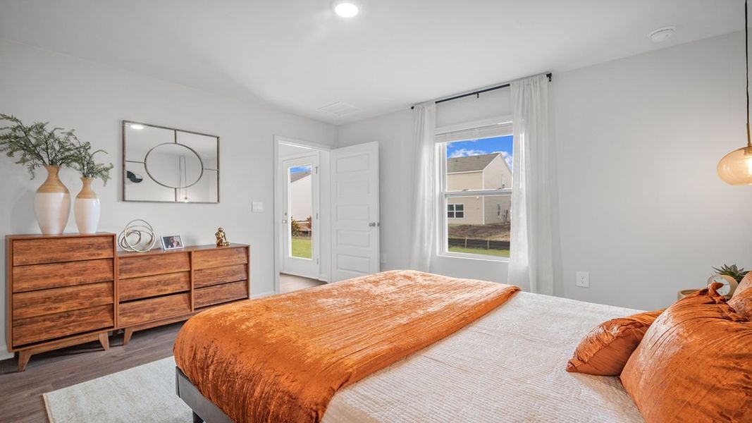 Representative furnished interior of a home built from the Sullivan by D.R. Horton in Rice Hope, Port Wentworth (Image 15).