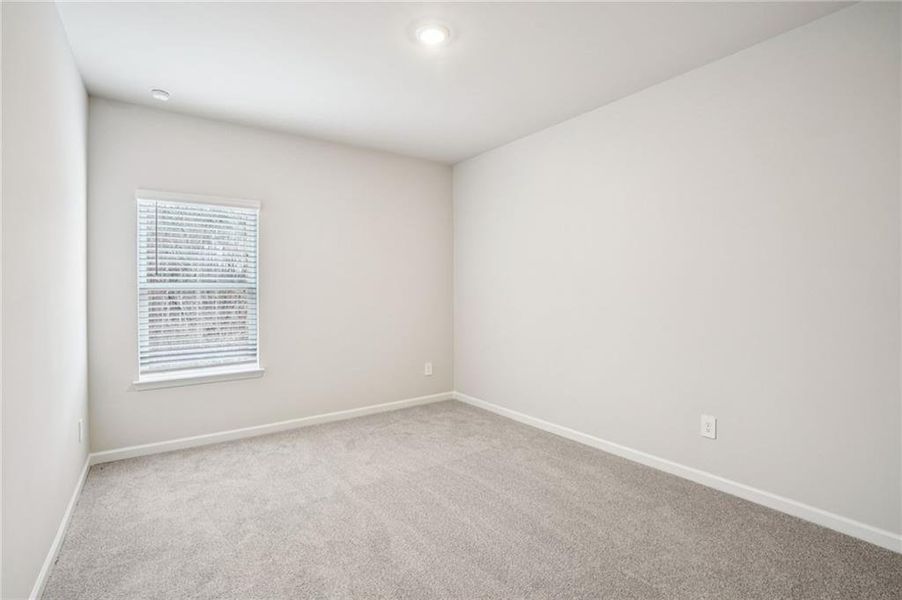 Spacious, unfurnished interior of a new home in Hemingway - Reserve Series, Cumming (Image 52).