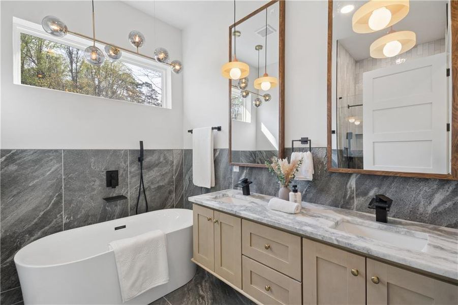 Furnished interior view inside a new home in , Atlanta (Image 19).