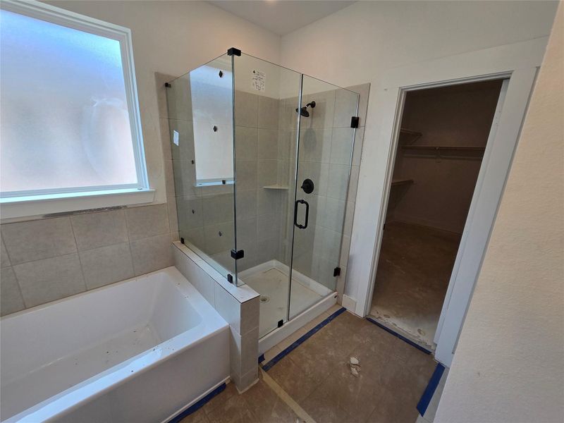 Enjoy the privacy of a well-appointed primary bath in your suite Enjoy the privacy of a well-appointed primary bath in your suite