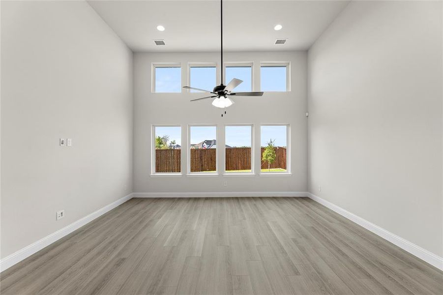 Spacious, unfurnished interior of a new home in Creekside, Royse City (Image 24). Spacious, unfurnished interior of a new home in Creekside, Royse City (Image 24).