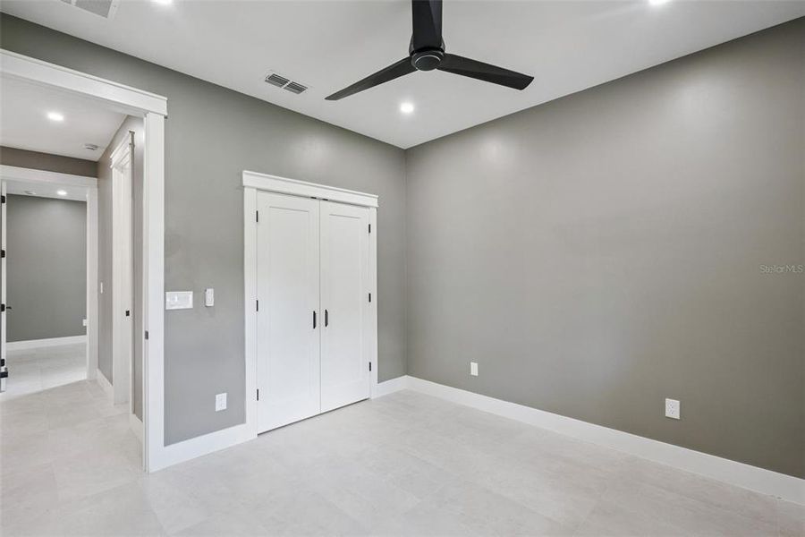 Spacious, unfurnished interior of a new home in , Apopka (Image 29).