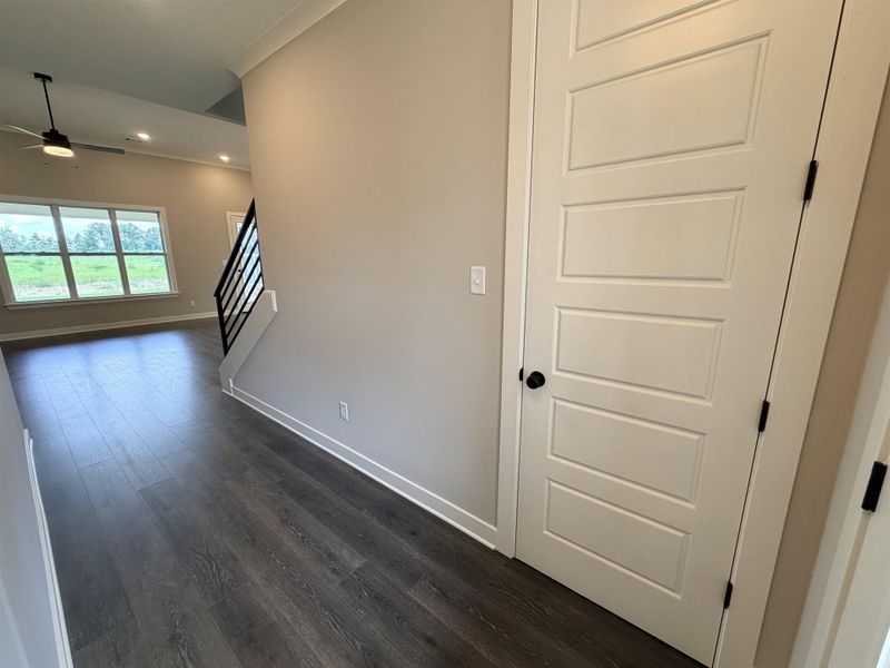 Spacious, unfurnished interior of a new home in Lockwood, Collierville (Image 27).