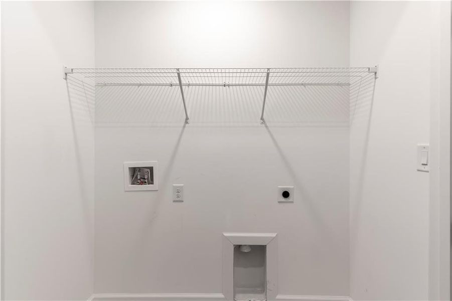 Spacious, unfurnished interior of a new home in , Peachtree Corners (Image 30).