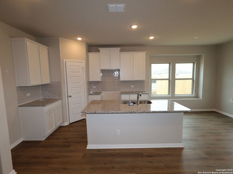 Furnished interior view inside a new home in Cinco Lakes, San Antonio (Image 2). Furnished interior view inside a new home in Cinco Lakes, San Antonio (Image 2).