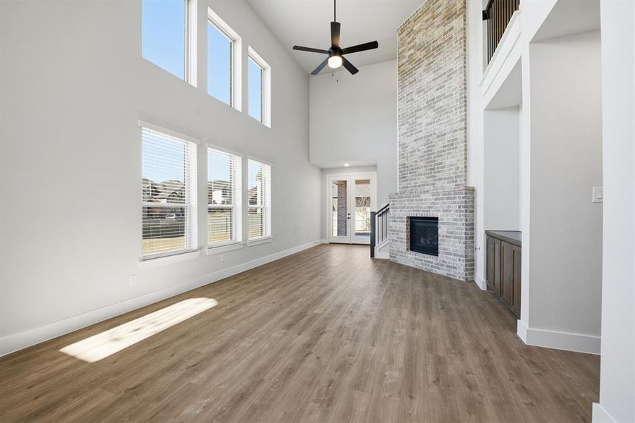 Spacious, unfurnished interior of a new home in Pecan Square: 40ft. lots, Northlake (Image 11).