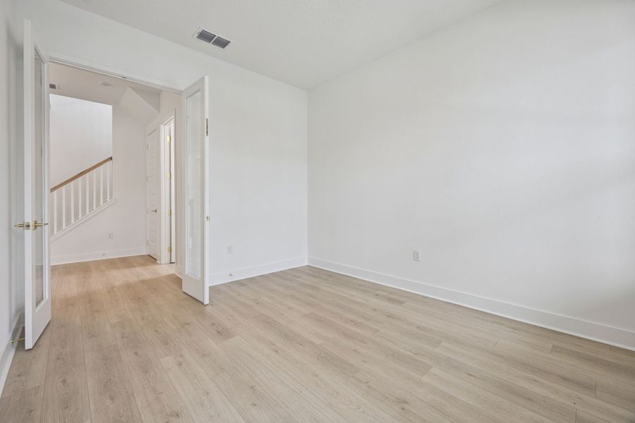 Spacious, unfurnished interior of a new home in Northlake at Ovation, Winter Garden (Image 25). Spacious, unfurnished interior of a new home in Northlake at Ovation, Winter Garden (Image 25).