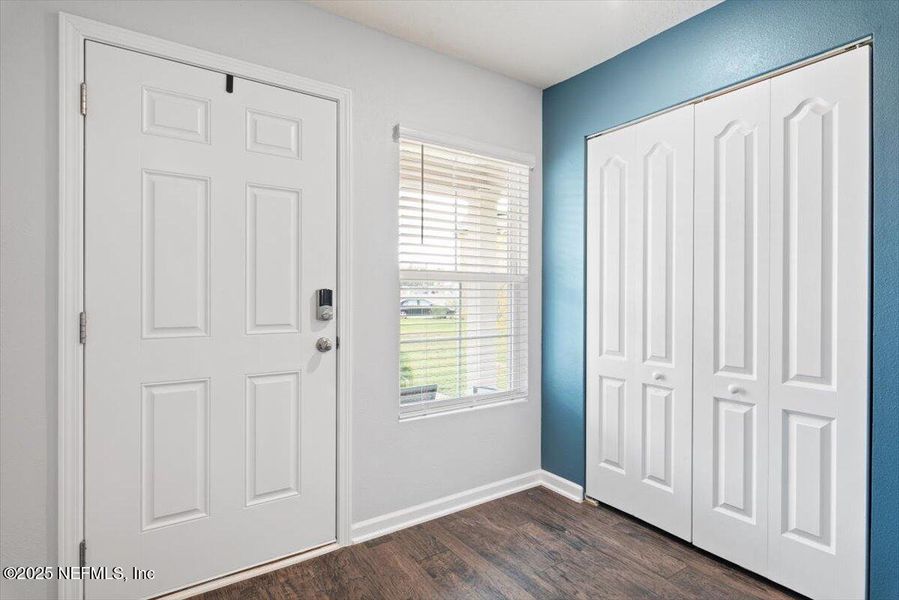 Spacious, unfurnished interior of a new home in River Glen Express, Yulee (Image 19).