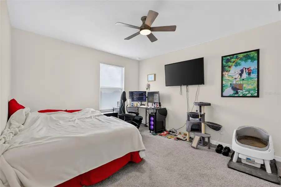 Furnished interior view inside a new home in , Howey-in-the-Hills (Image 11).