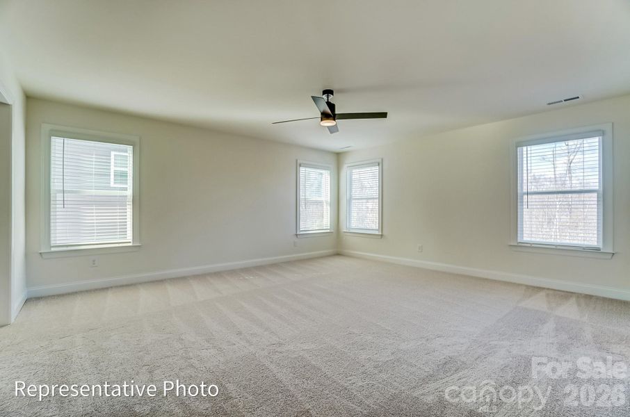 Spacious, unfurnished interior of a new home in Waterford Commons, Rock Hill (Image 12).