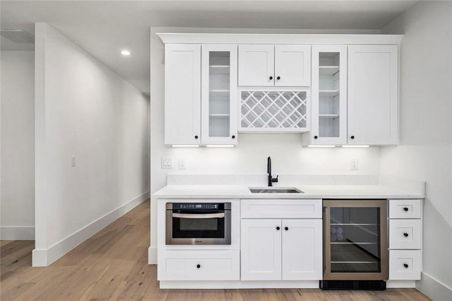 Furnished interior view inside a new home in , Alpharetta (Image 48).
