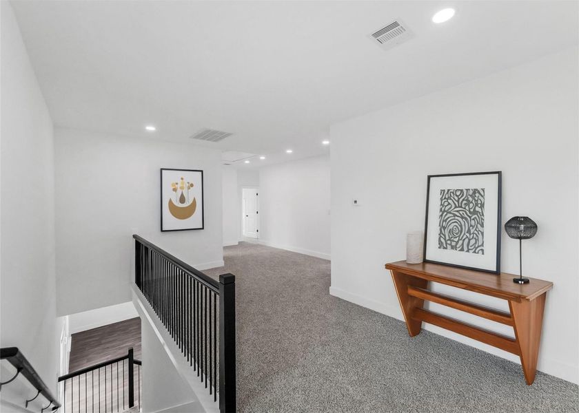 Loft (Virtually Staged) Loft (Virtually Staged)