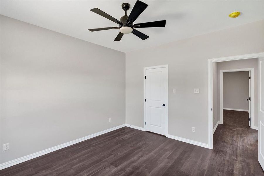 Spacious, unfurnished interior of a new home in , Mabank (Image 20). Spacious, unfurnished interior of a new home in , Mabank (Image 20).