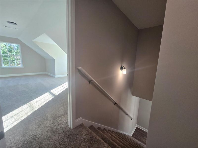 Image 35 of a home in .