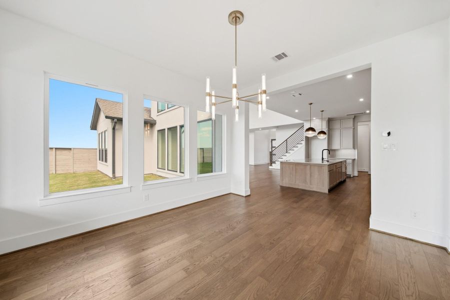 Spacious, unfurnished interior of a new home in Legacy, League City (Image 45).