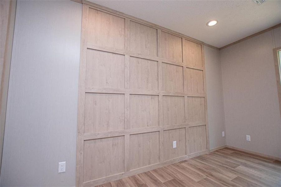 Spacious, unfurnished interior of a new home in , Temple (Image 21).