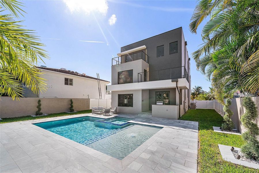 Image 66 of a home in . Image 66 of a home in .