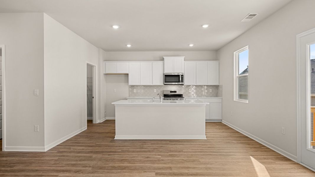Representative furnished interior of a home built from the Galen by D.R. Horton in Poplar Preserve, Newnan (Image 5).