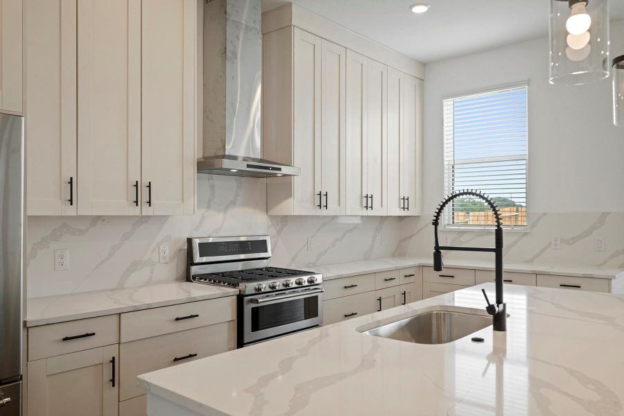 Image 29 of a home in Hallimore Ranch. Image 29 of a home in Hallimore Ranch.