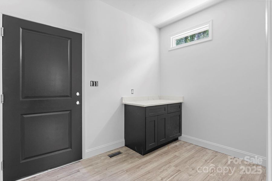 Image 20 of a home in .