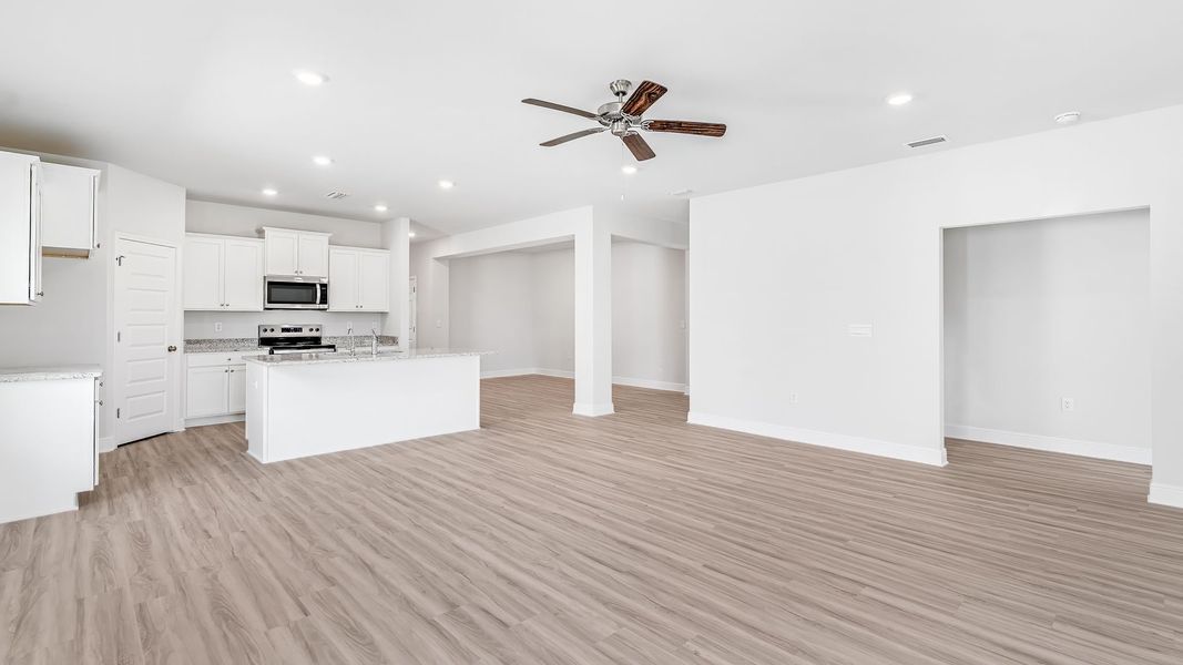 Spacious, unfurnished interior of a new home in WindMark Beach, Port Saint Joe (Image 25). Spacious, unfurnished interior of a new home in WindMark Beach, Port Saint Joe (Image 25).