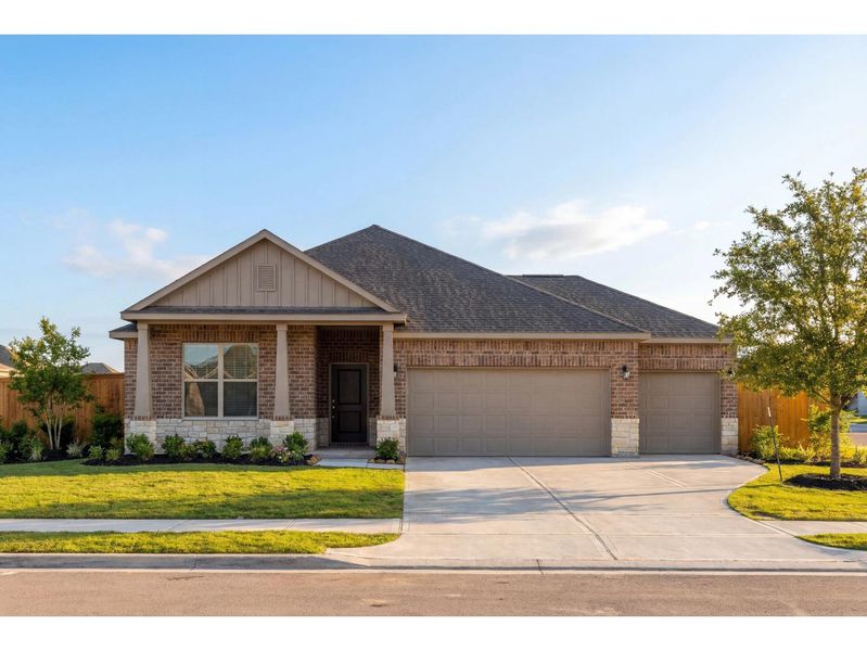 The Daphne H with 3-Car Garage