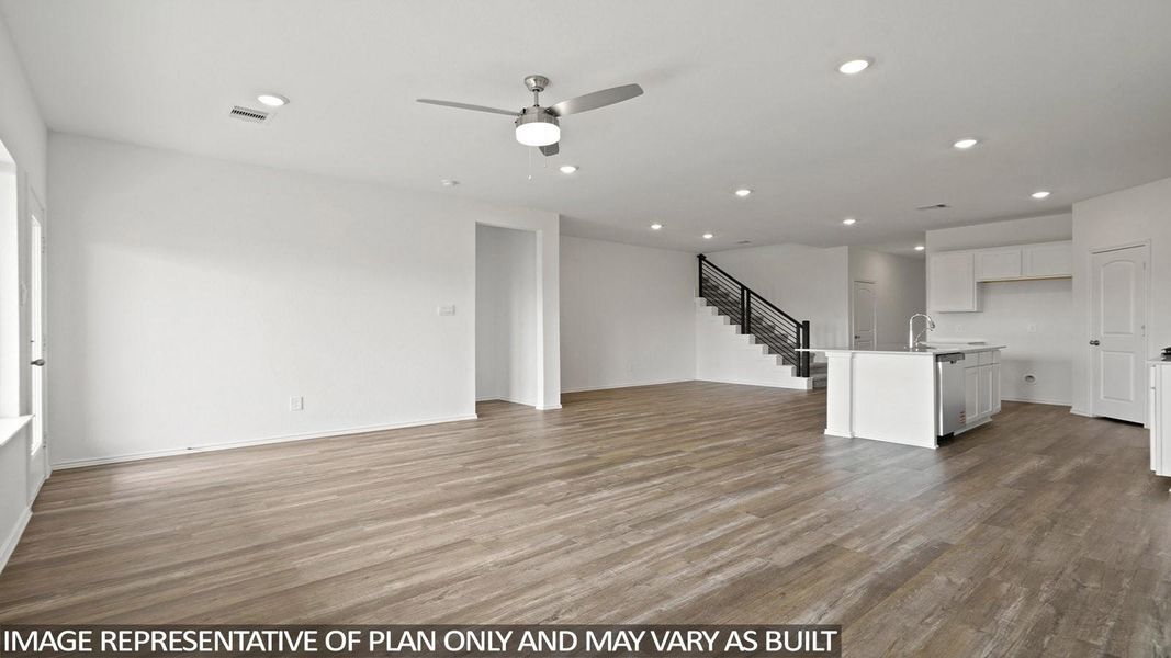 Spacious, unfurnished interior of a new home in Sunterra Lakes, Brookshire (Image 16). Spacious, unfurnished interior of a new home in Sunterra Lakes, Brookshire (Image 16).