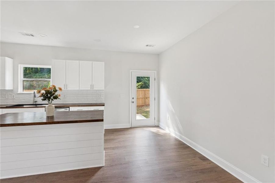 Image 28 of a home in .