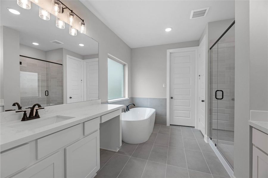 Furnished interior view inside a new home in Elyson - 40', Katy (Image 8). Furnished interior view inside a new home in Elyson - 40', Katy (Image 8).