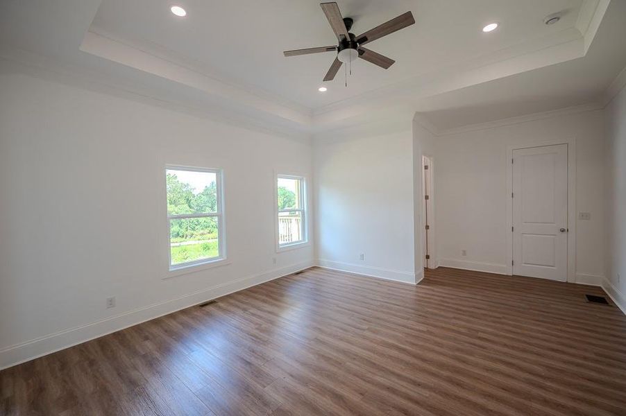 Spacious, unfurnished interior of a new home in , Atlanta (Image 26).