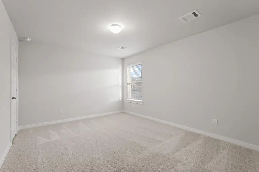 Spacious, unfurnished interior of a new home in Morton Creek Ranch, Katy (Image 10). Spacious, unfurnished interior of a new home in Morton Creek Ranch, Katy (Image 10).